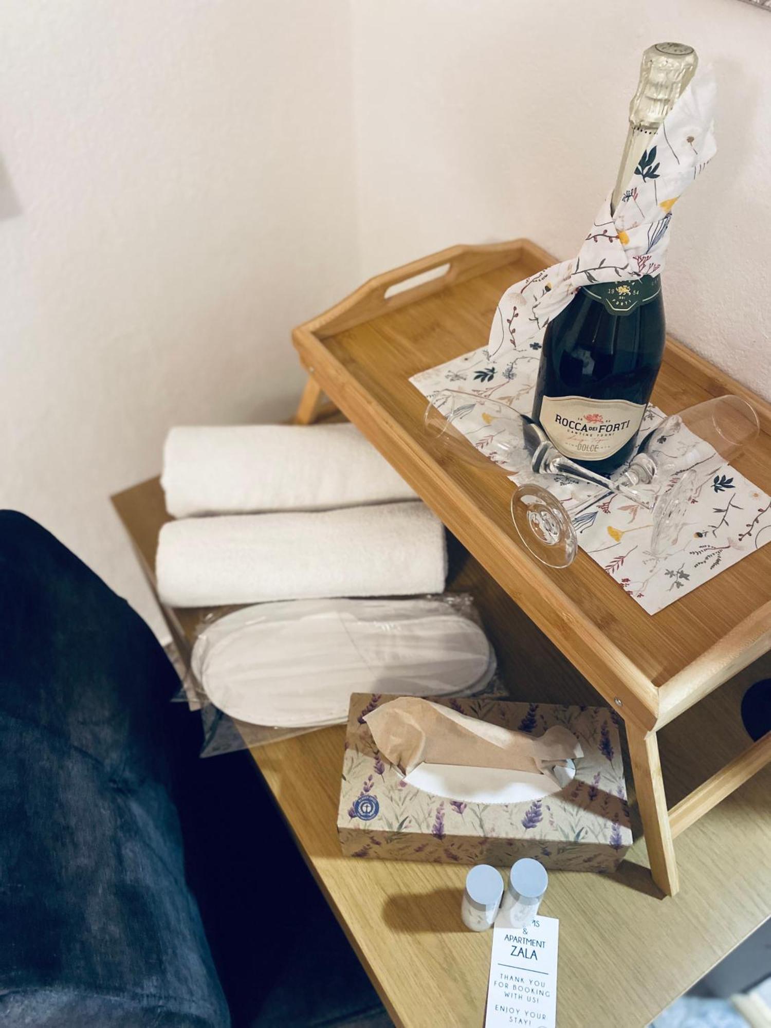Rooms & Apartment Zala Airport Shuttle Option Cerklje na Gorenjskem Zewnętrze zdjęcie